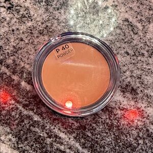 COVER FX P40 Pressed Mineral Powder Foundation